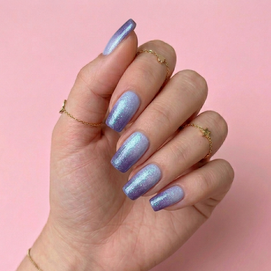 Blue shimmer dip powder. Winter/Spring manicure. Winter mani inspo.
